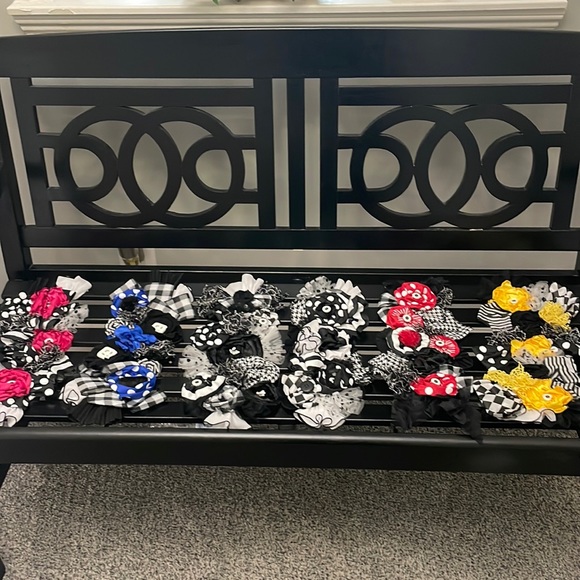 Accessories - Over the shoulder floral pins!